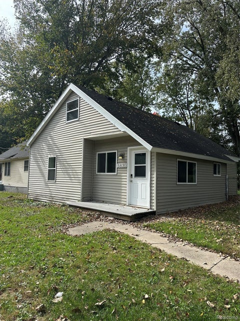 Photo of 5830 S Washington Avenue, Lansing City, MI 48911 (MLS # 20261083212)