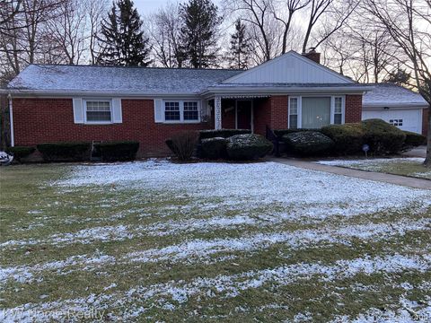 18635 San Diego Boulevard Lathrup Village City MI 48076