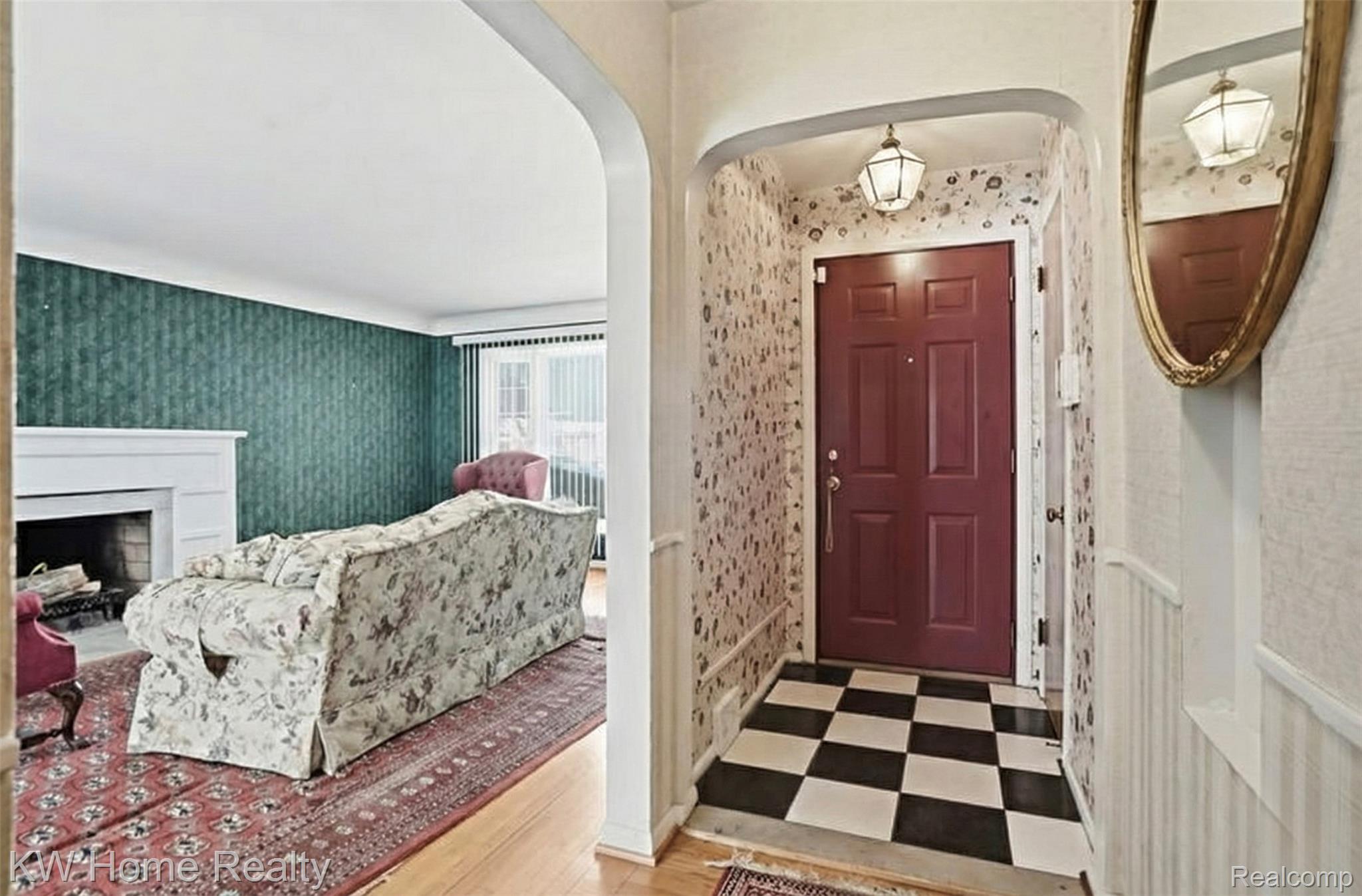 18635 San Diego Boulevard