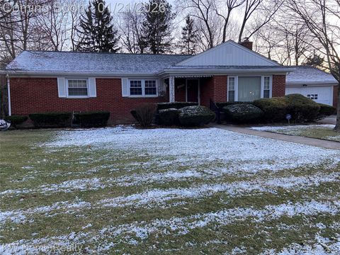 18635 San Diego Boulevard Lathrup Village City MI 48076