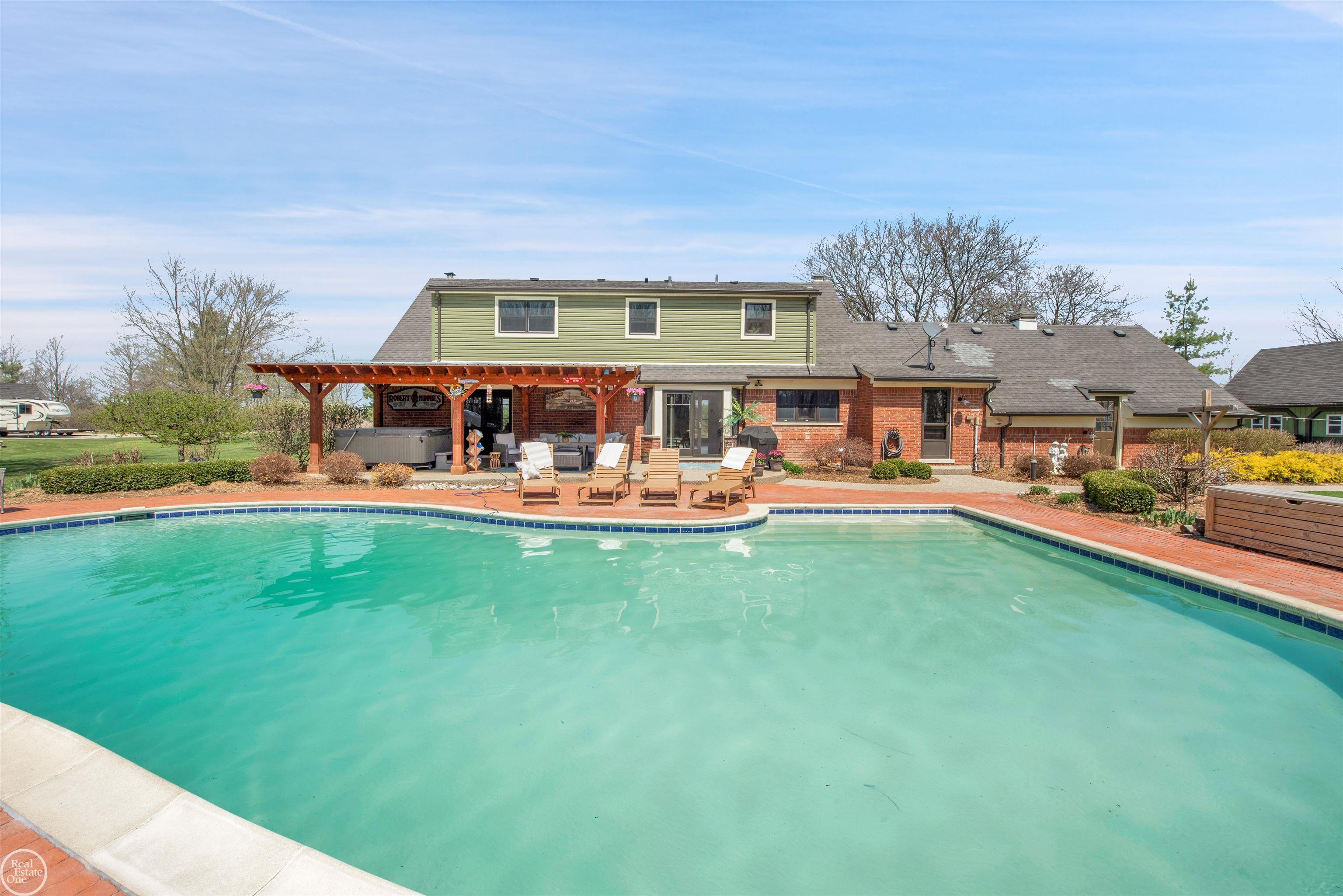 12245 Gilbert Road