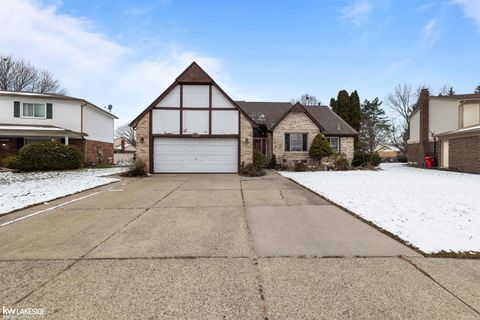 44500 Manitou Drive Clinton Charter Township MI 48038