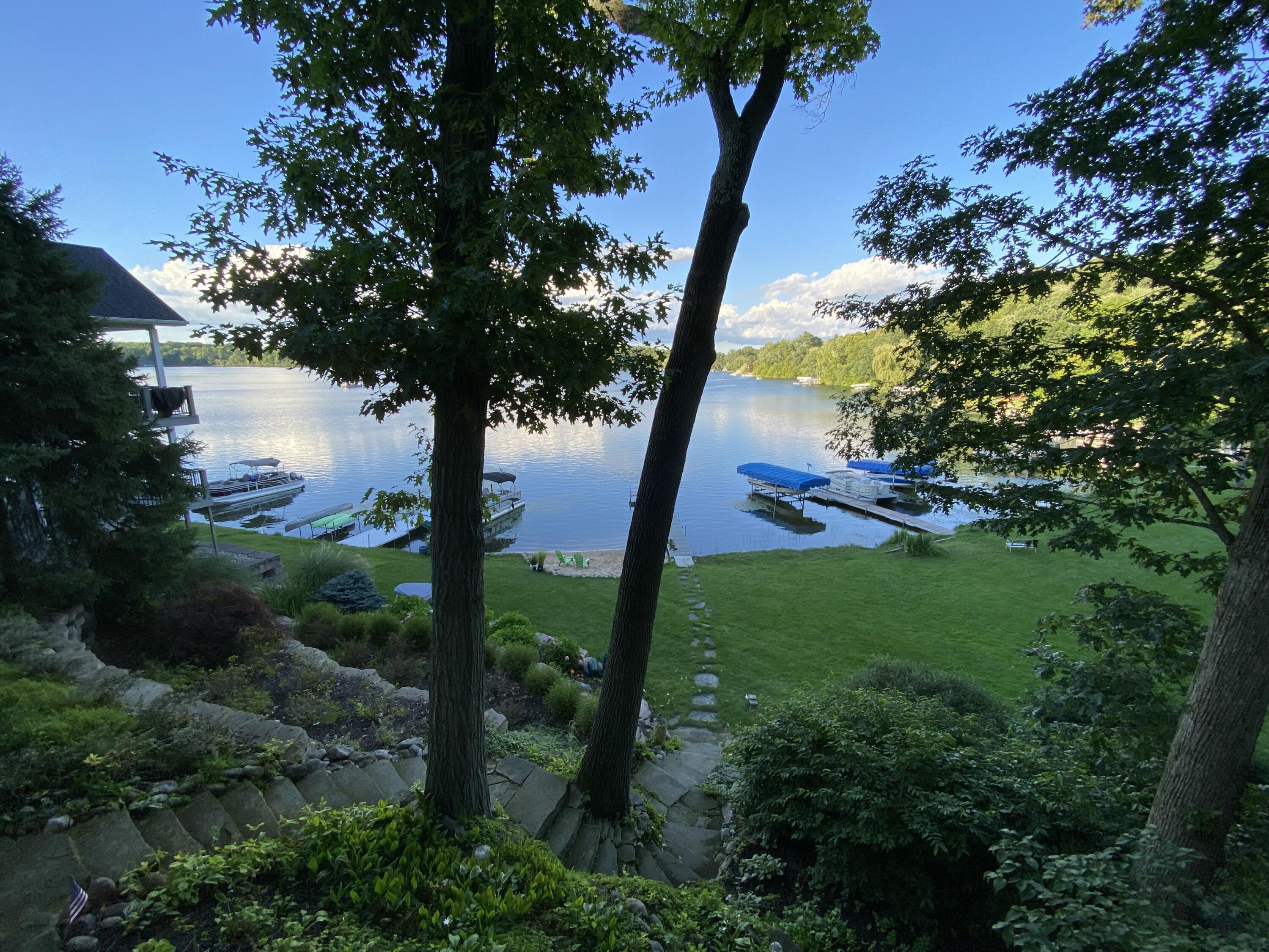 2792 Cozy Cove
