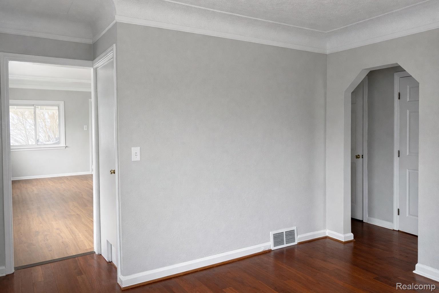 26537 Brettonwoods Street