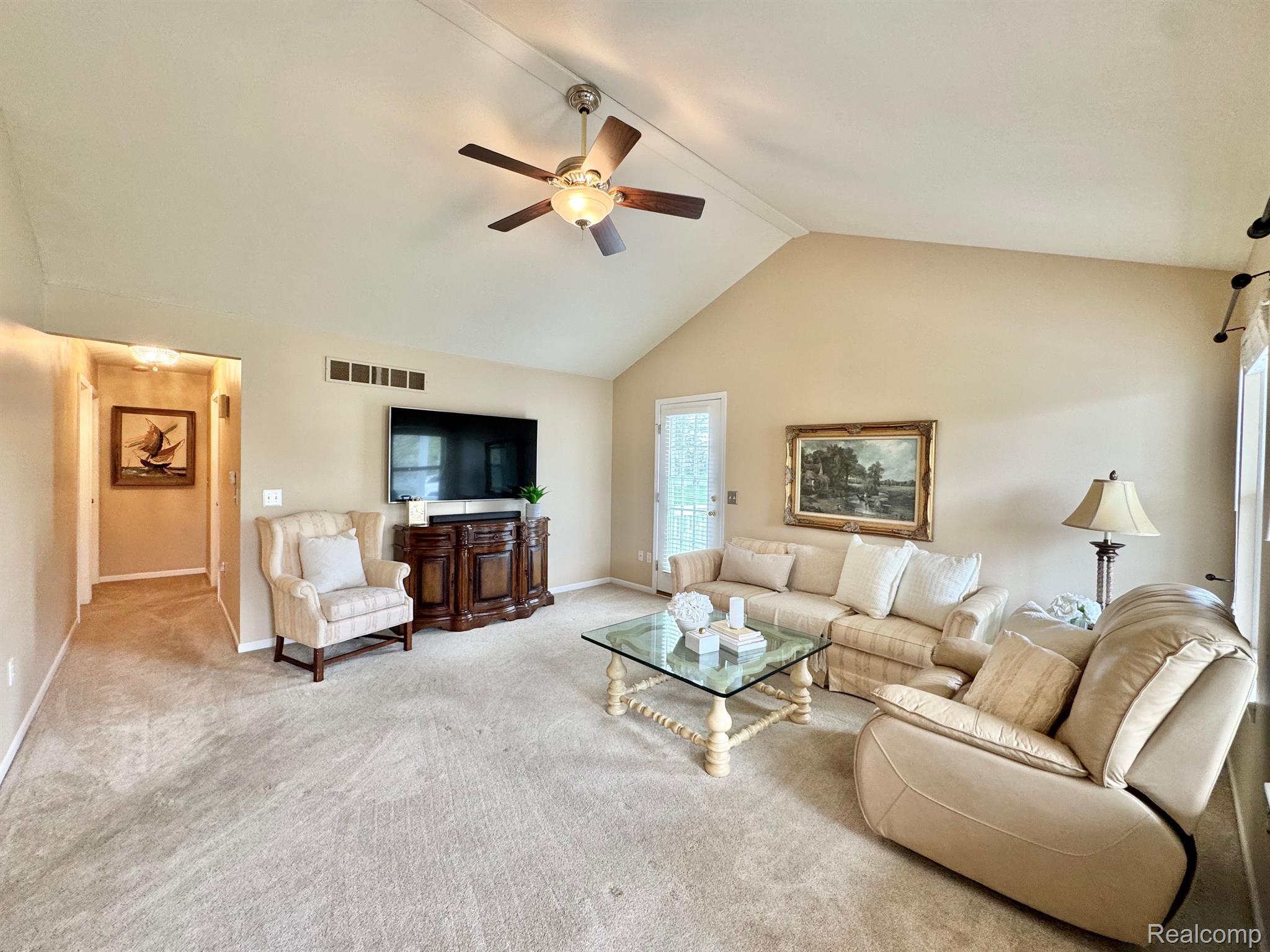 Flint Charter Township Genesee, Michigan 48433, United States, 2 Bedrooms Bedrooms, ,2 BathroomsBathrooms,Residential,Active,117815