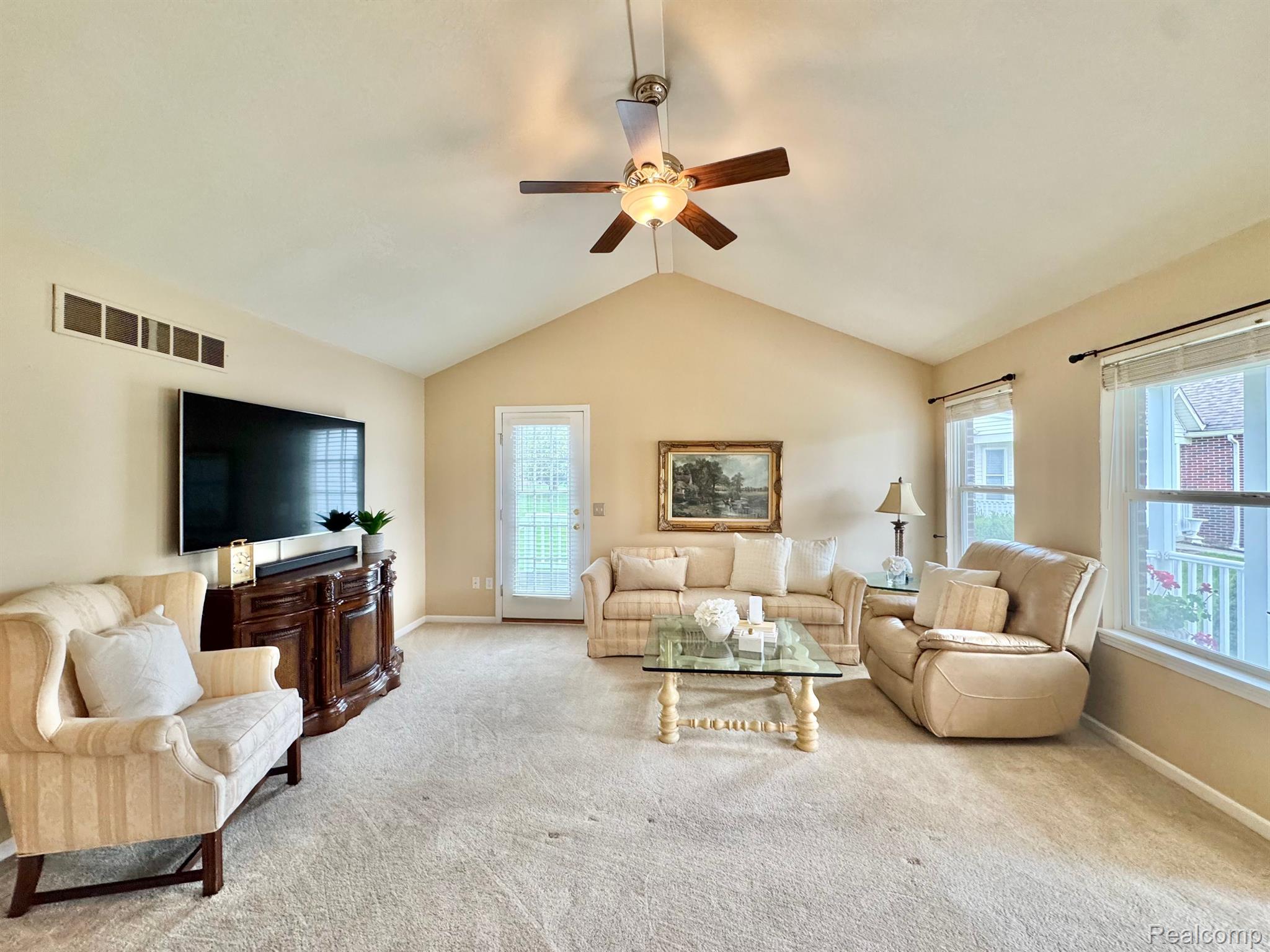 Flint Charter Township Genesee, Michigan 48433, United States, 2 Bedrooms Bedrooms, ,2 BathroomsBathrooms,Residential,Active,117815