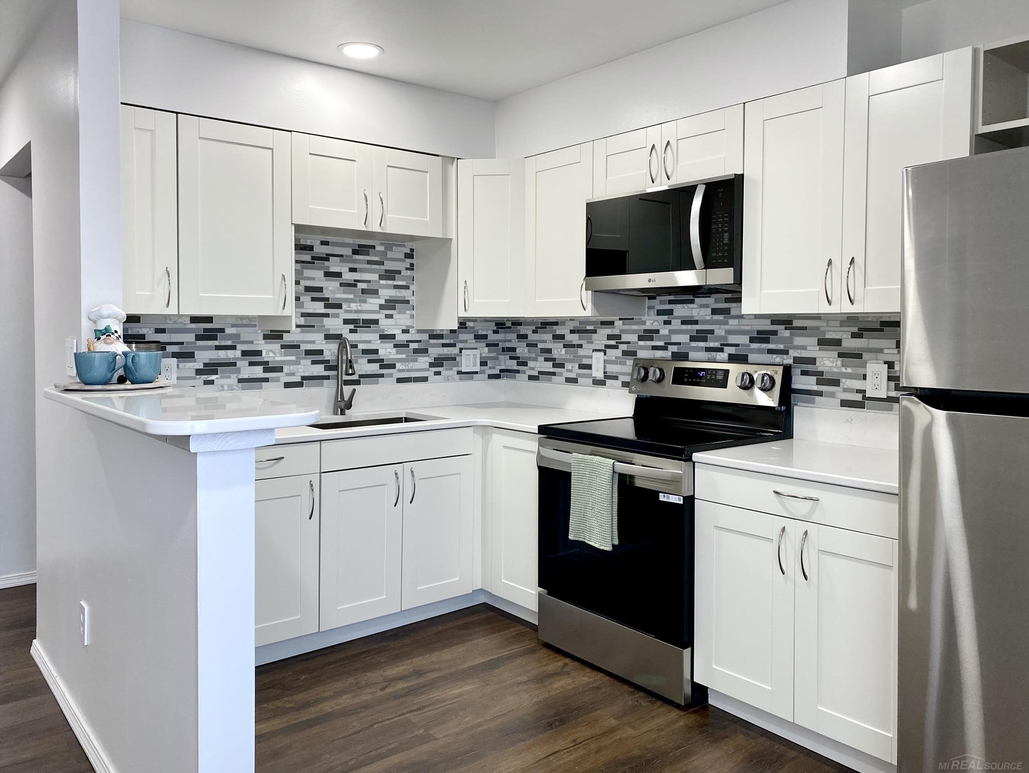 4840 Briarwood Avenue