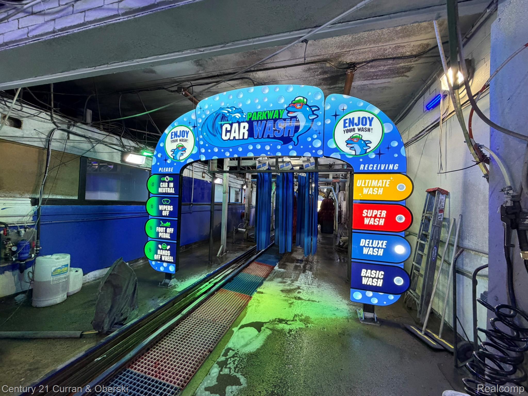 7345 N Middlebelt Road