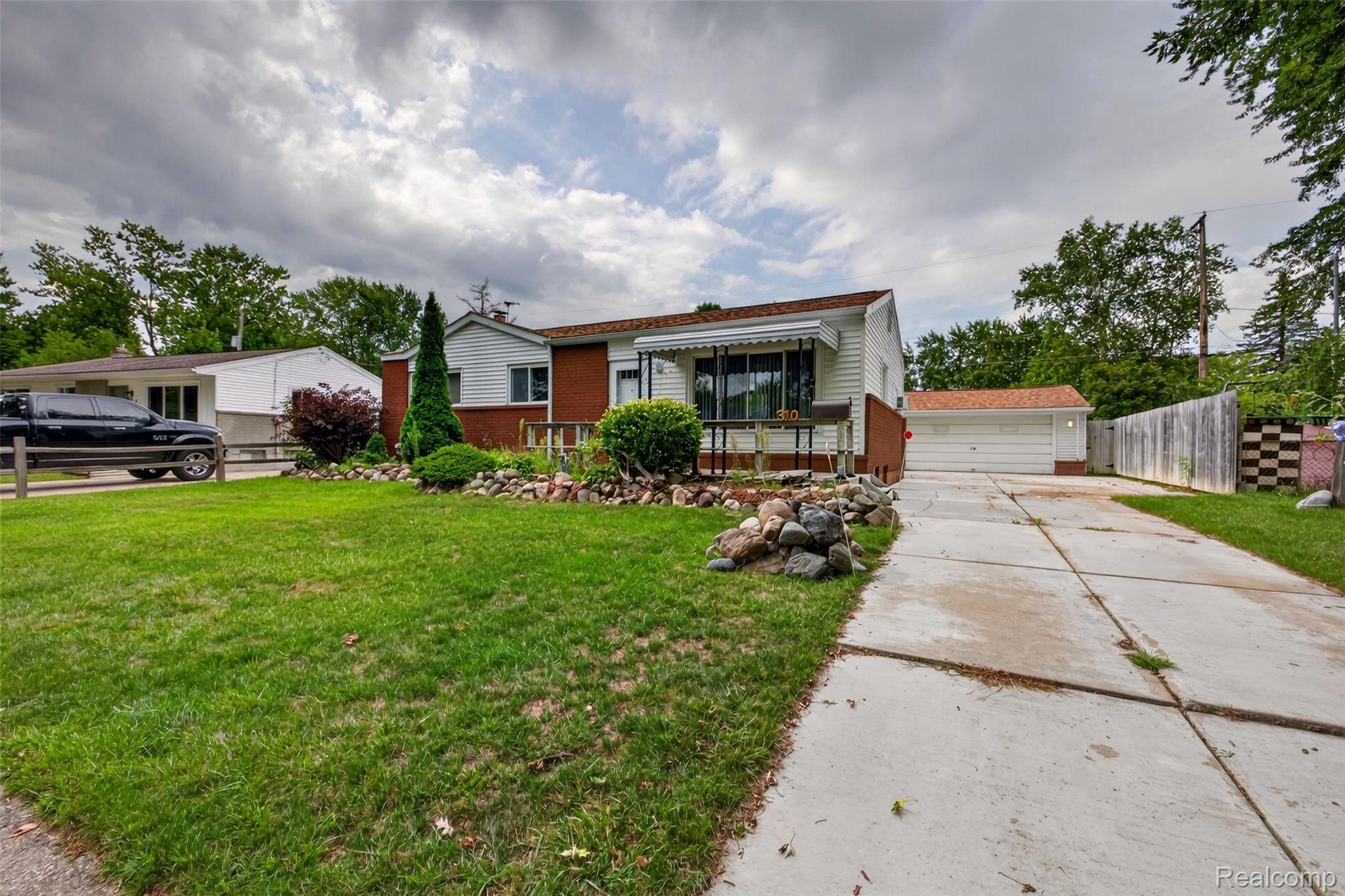 310 Tamarac Drive