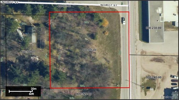 1043 NOIROT ST, GAYLORD, MI 49735 - Image bbac2ba1bdf926f1ba5842e312c95c70/4218914334