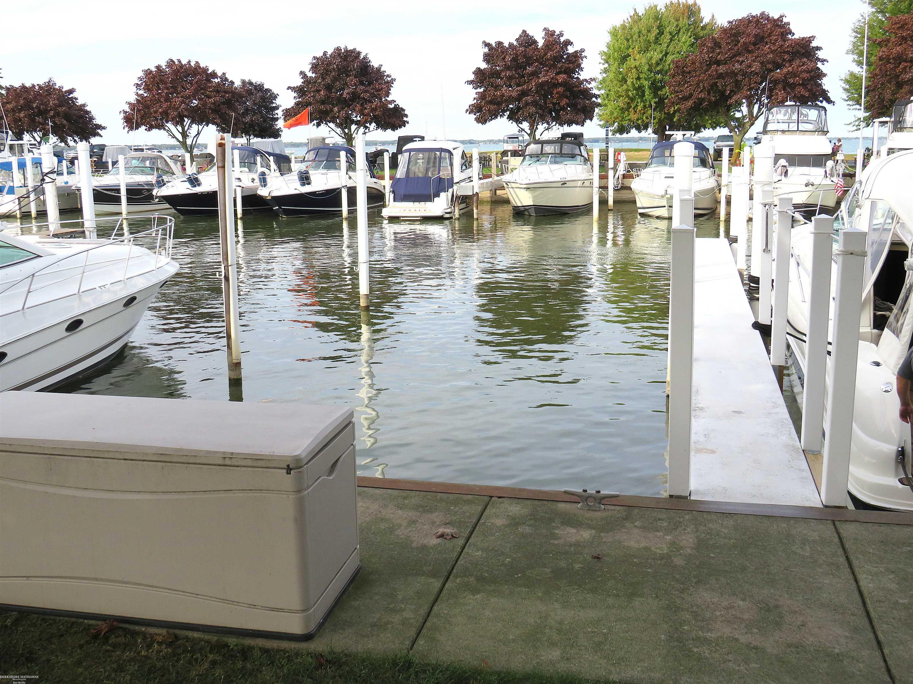 Harrison Charter Township, Michigan 48045, United States, ,Land,Pending,206198