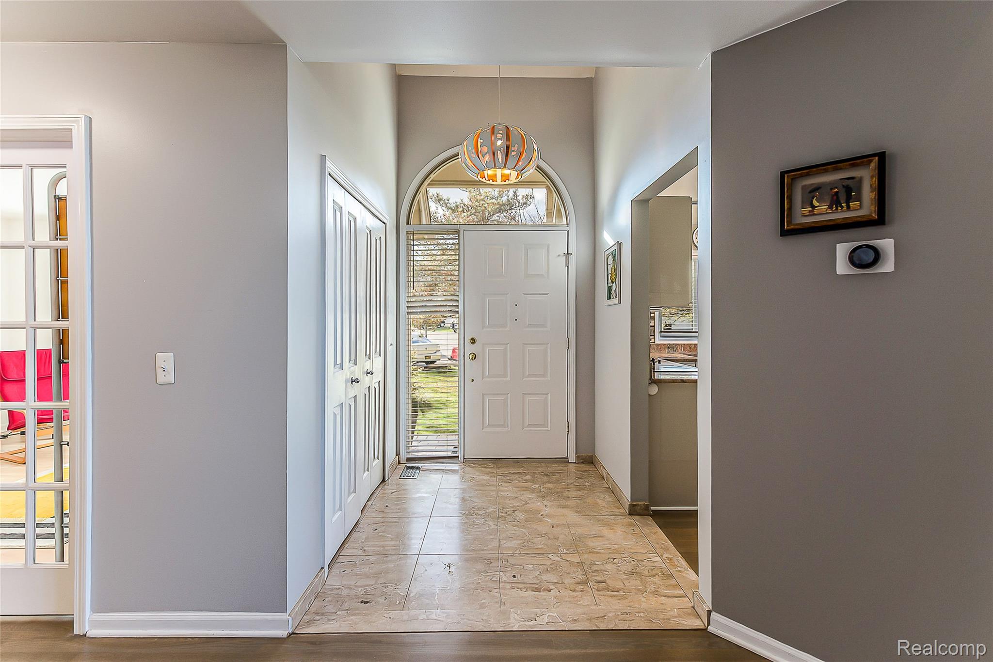 340 Saint Lawrence Boulevard