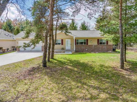 Photo of 418 W River Park Drive, West Branch Township, MI 48661 (MLS # 77080067053)