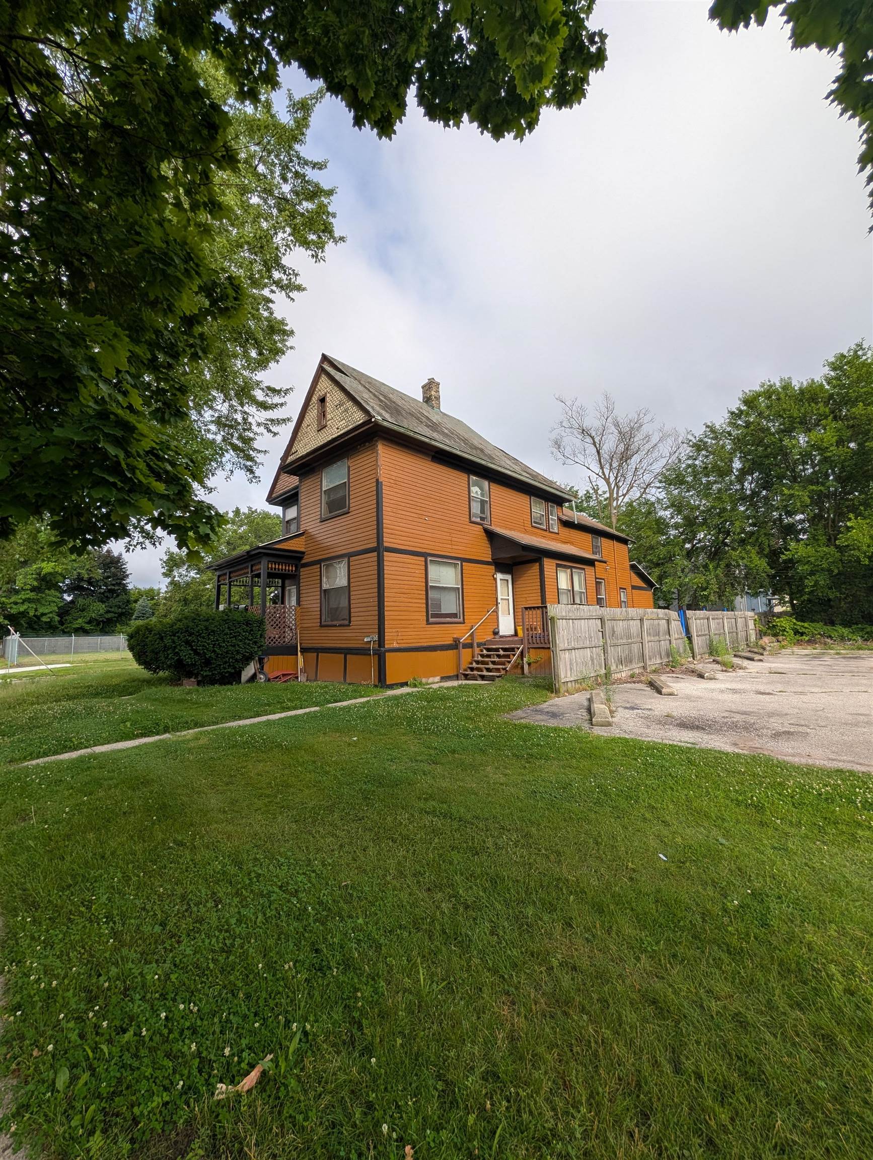 403 N Fayette Street