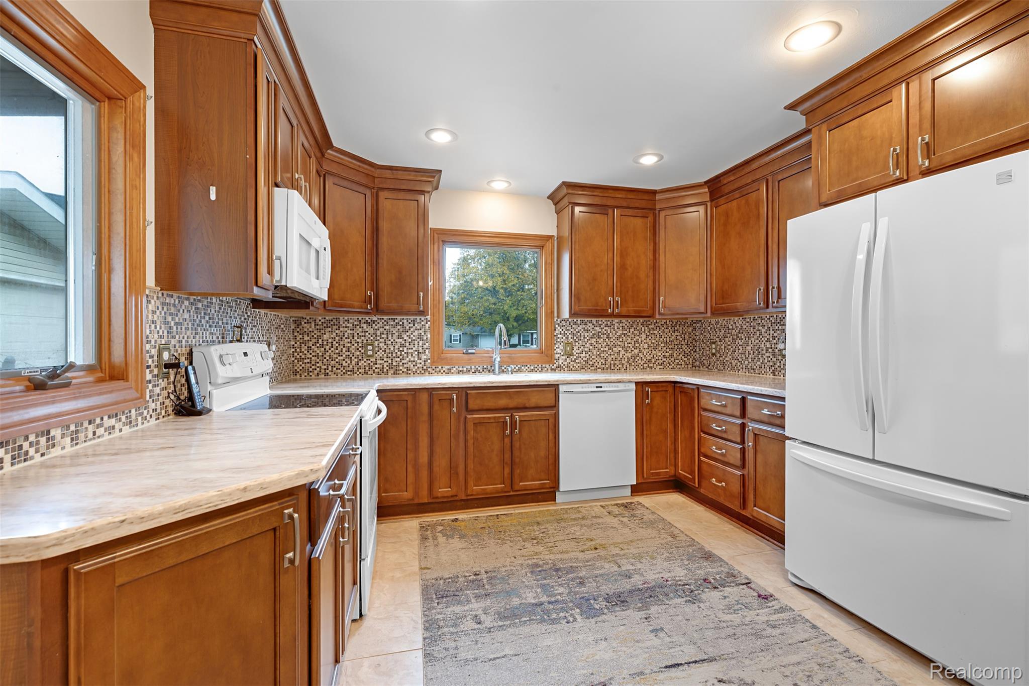 3282 Avon Manor Road