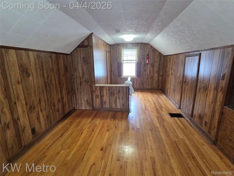 Tiny photo for 1035 N Vermont Avenue, Royal Oak City, MI 48067 (MLS # 20261021687)