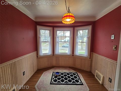 Tiny photo for 1035 N Vermont Avenue, Royal Oak City, MI 48067 (MLS # 20261021687)