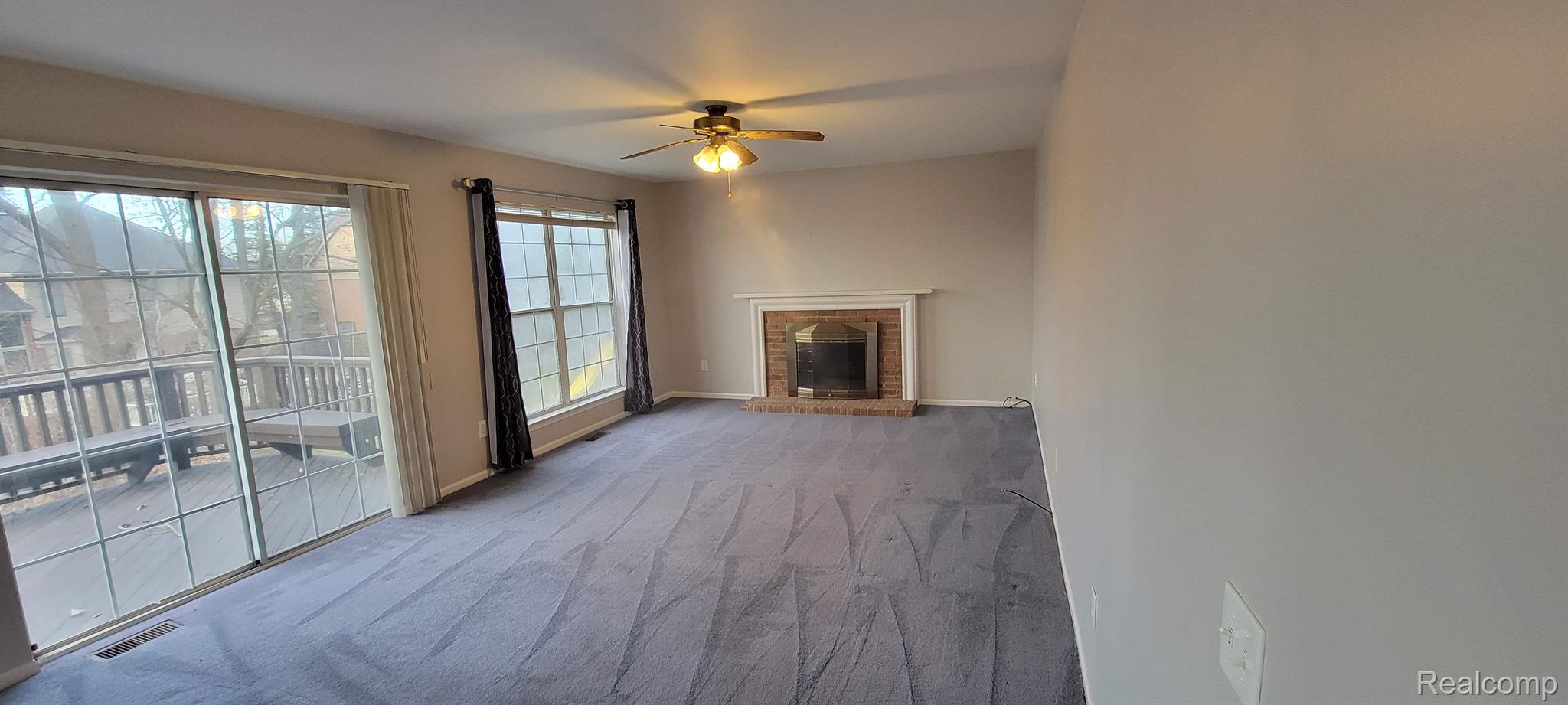 RochesterHillsCity_Oakland, Michigan 48307, United States, 4 Bedrooms Bedrooms, ,3 BathroomsBathrooms,Residential,Active,97673