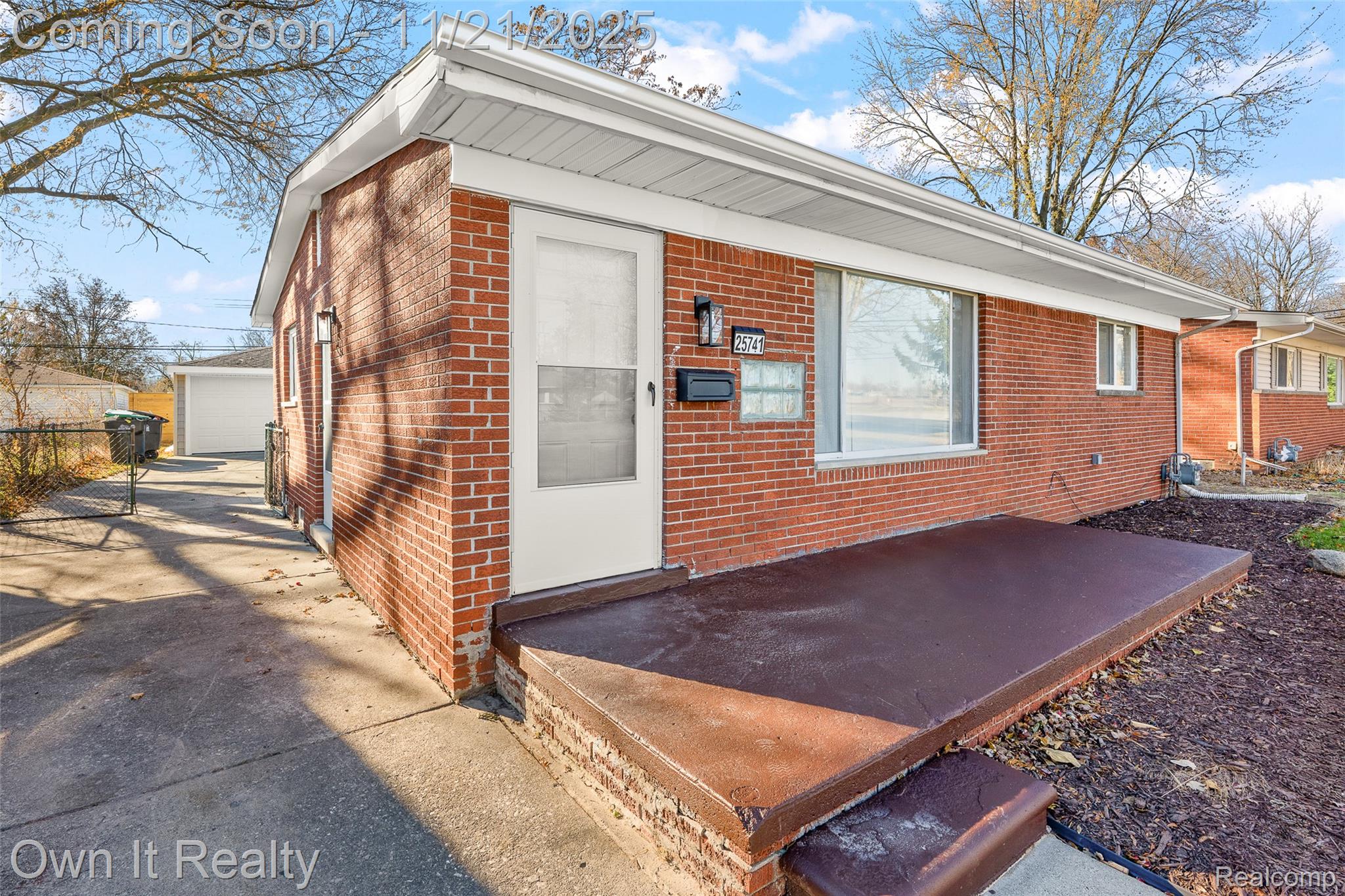 25741 Champaign Street