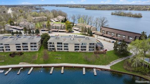 855 Cliffs Drive 303C Ypsilanti Charter Township MI 48198