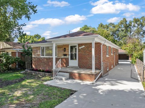 5911 Highview Street Dearborn Heights City MI 48127