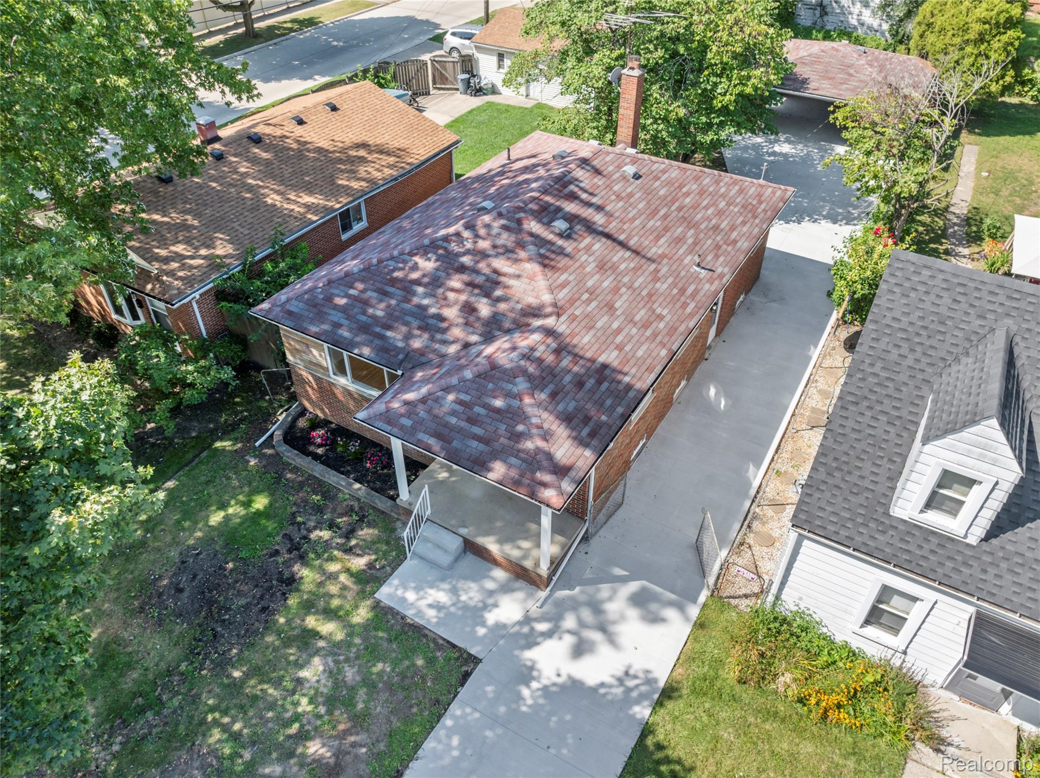 5911 Highview Street