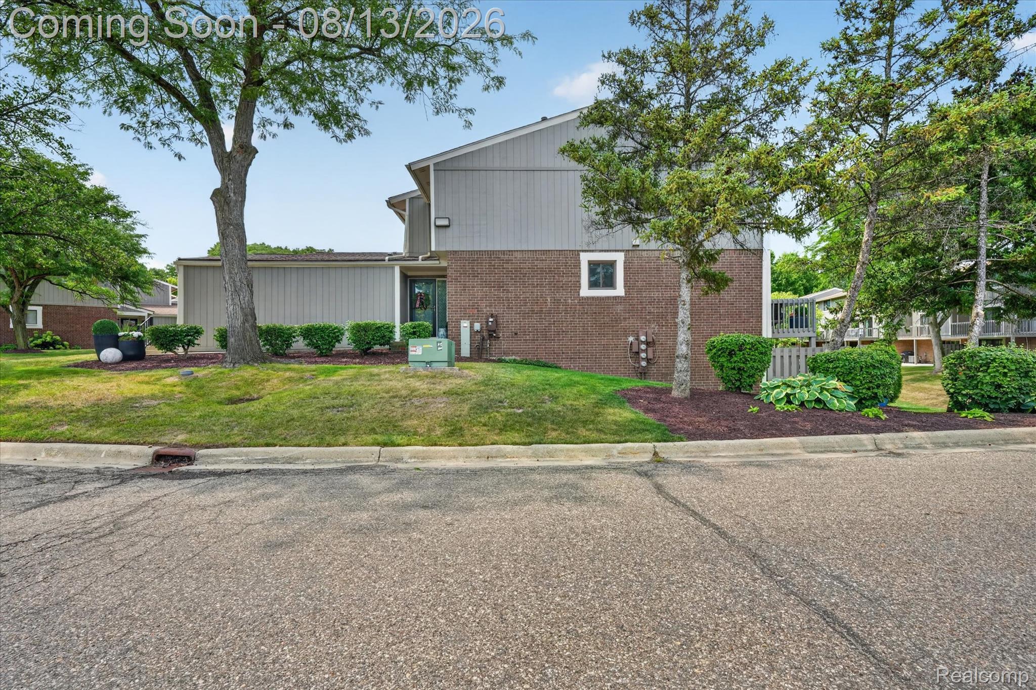 1060 Bristol Court