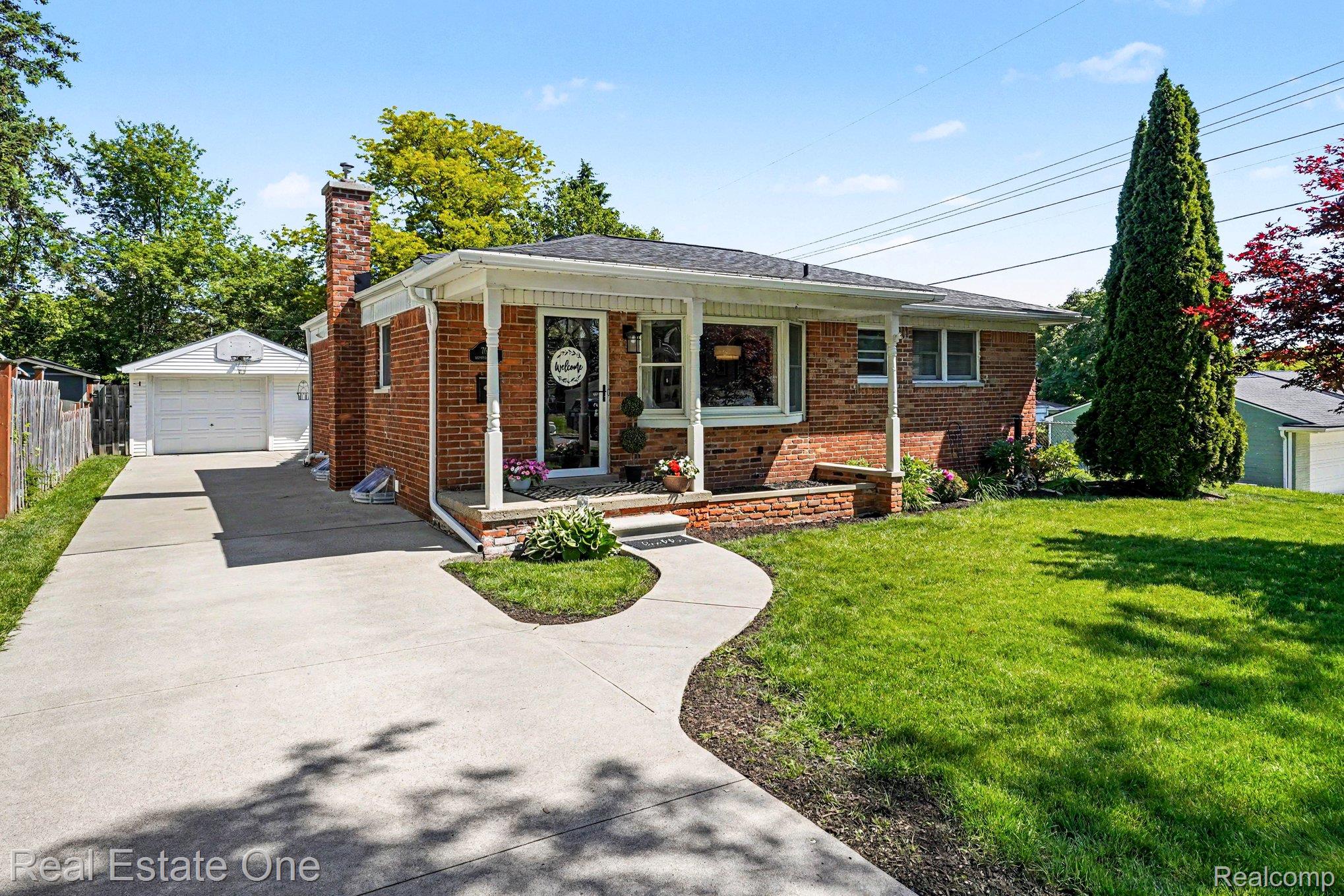 769 Manordale Court