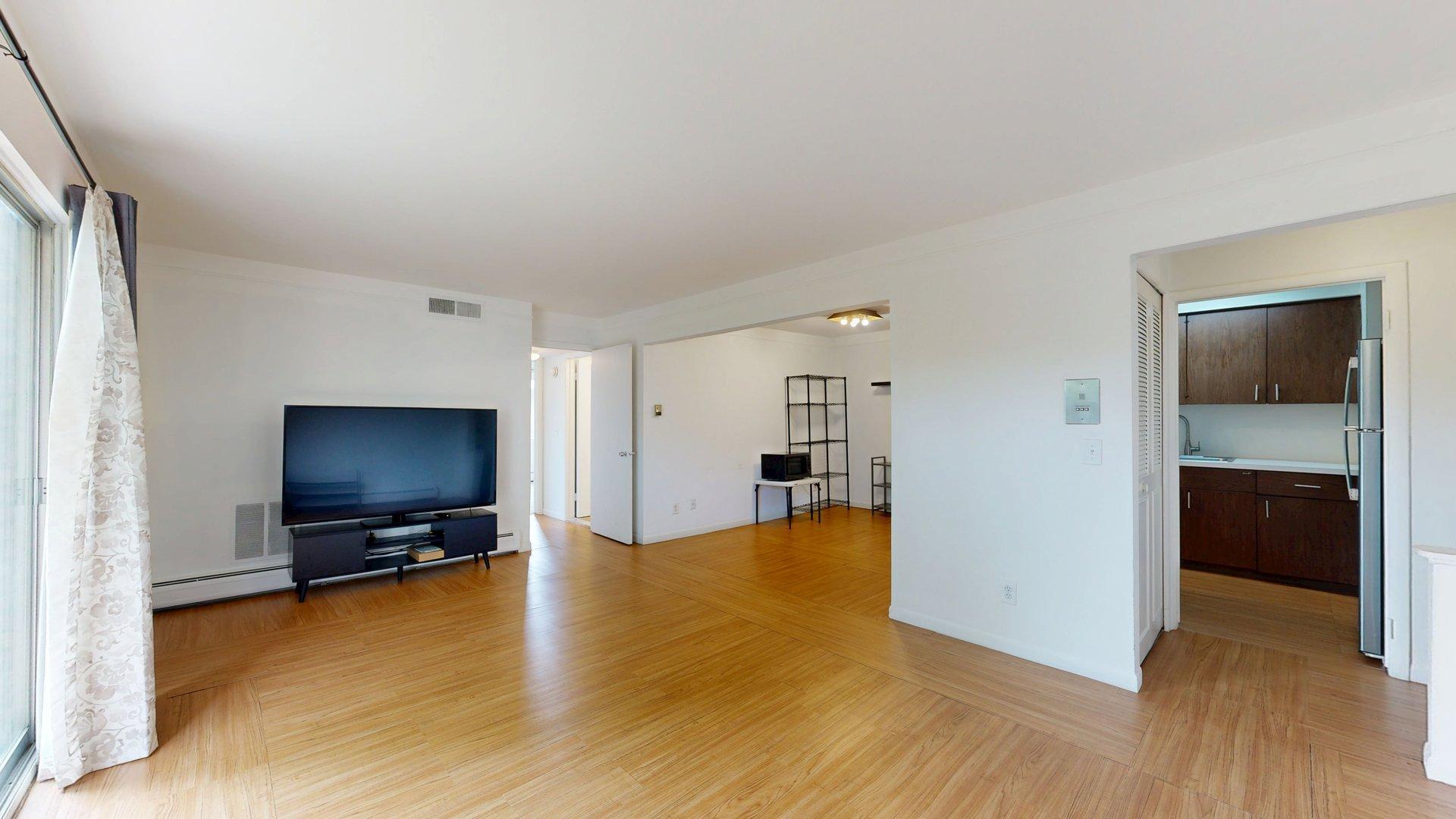 1225 Island Drive 103