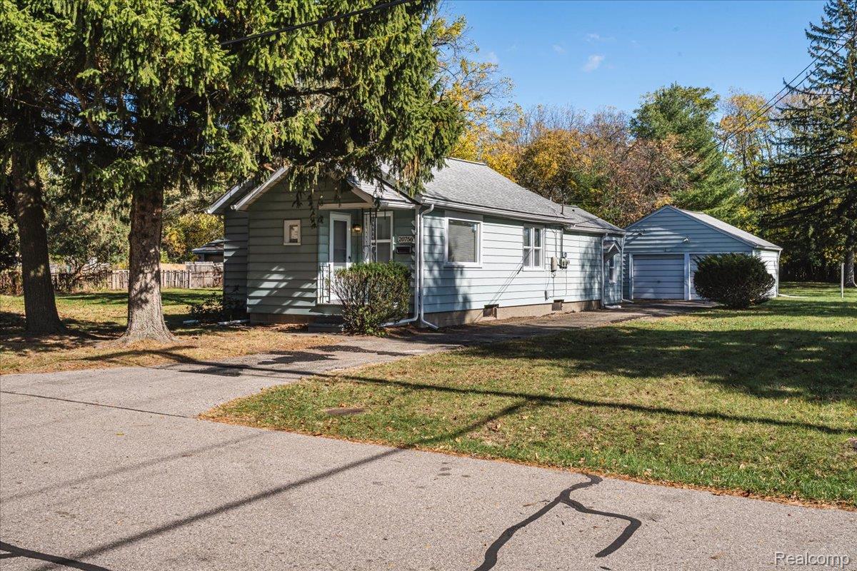 20756 Van Buren Street