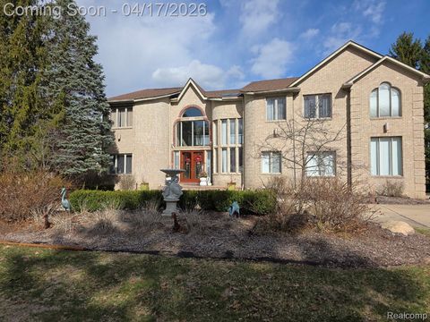29614 Kenloch Drive Farmington Hills City MI 48331