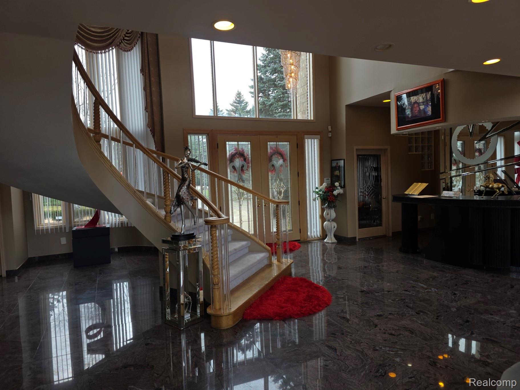 29614 Kenloch Drive