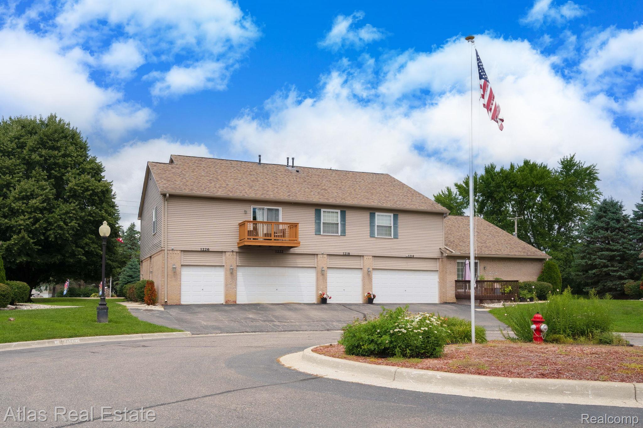 1218 Bay Court