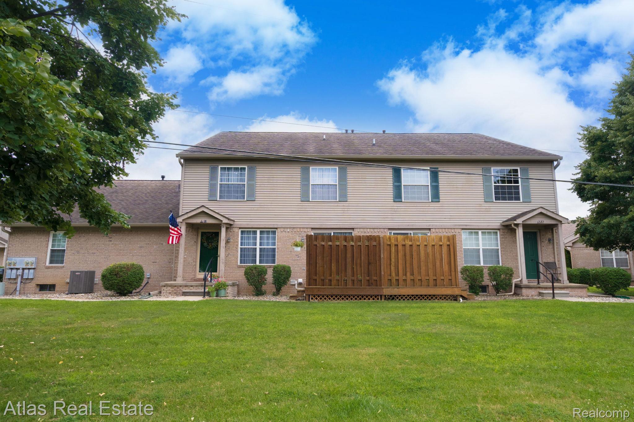 1218 Bay Court