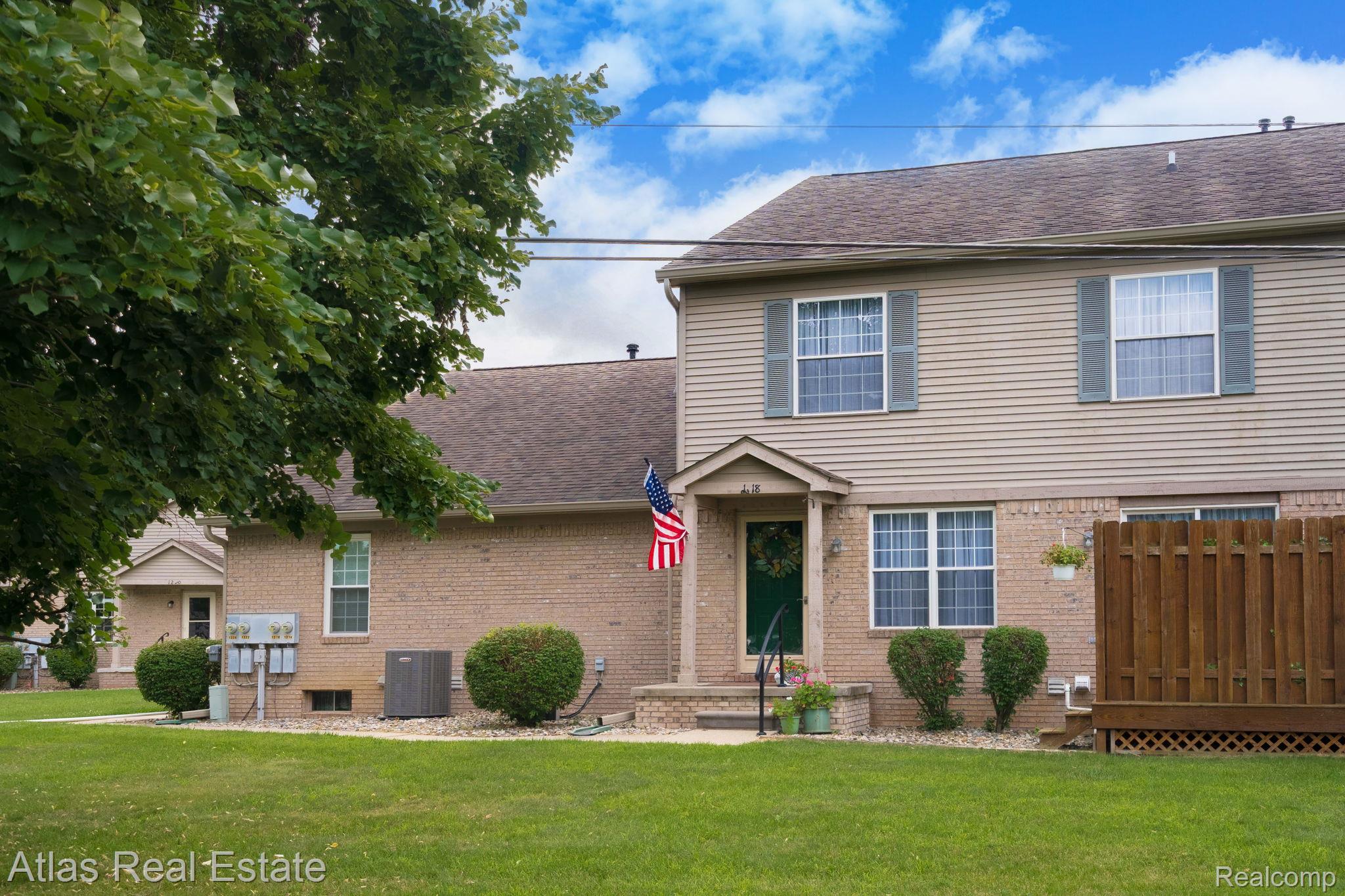 1218 Bay Court