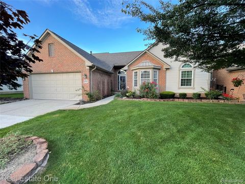252 Shore Brook Lane Commerce Charter Township MI 48390