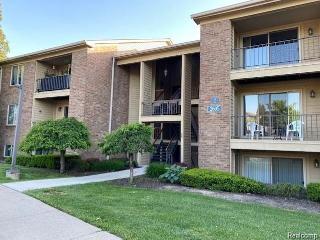 Auburn Hills City, Michigan 48326, United States, 2 Bedrooms Bedrooms, ,2 BathroomsBathrooms,Residential,Active,155094