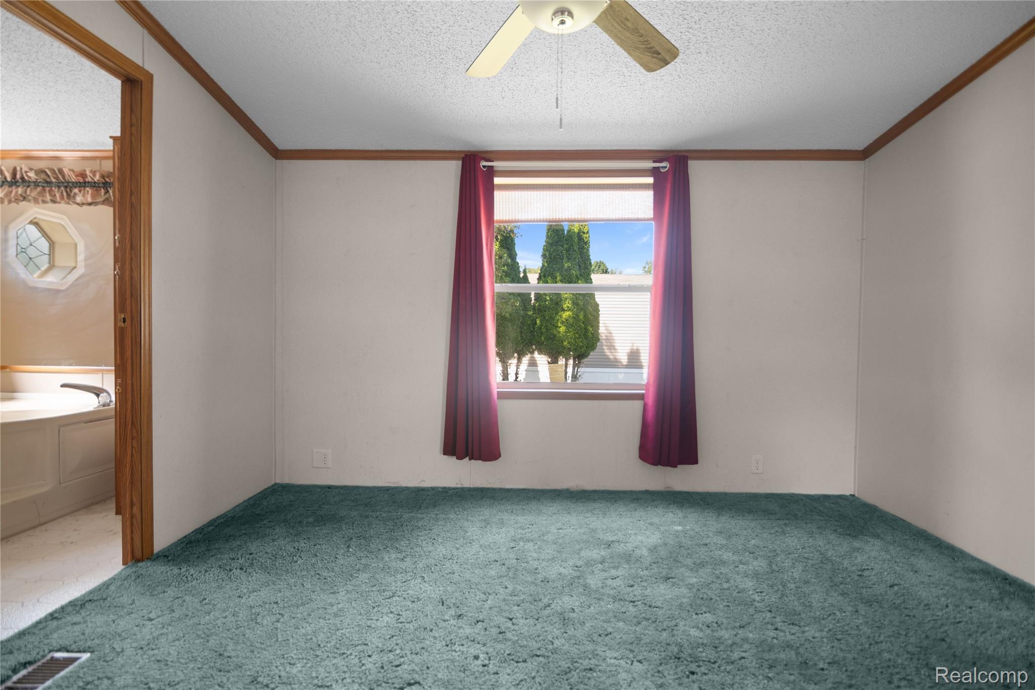 Oxford Charter Township, Michigan 48371, United States, 3 Bedrooms Bedrooms, ,2 BathroomsBathrooms,Residential,Active,204623