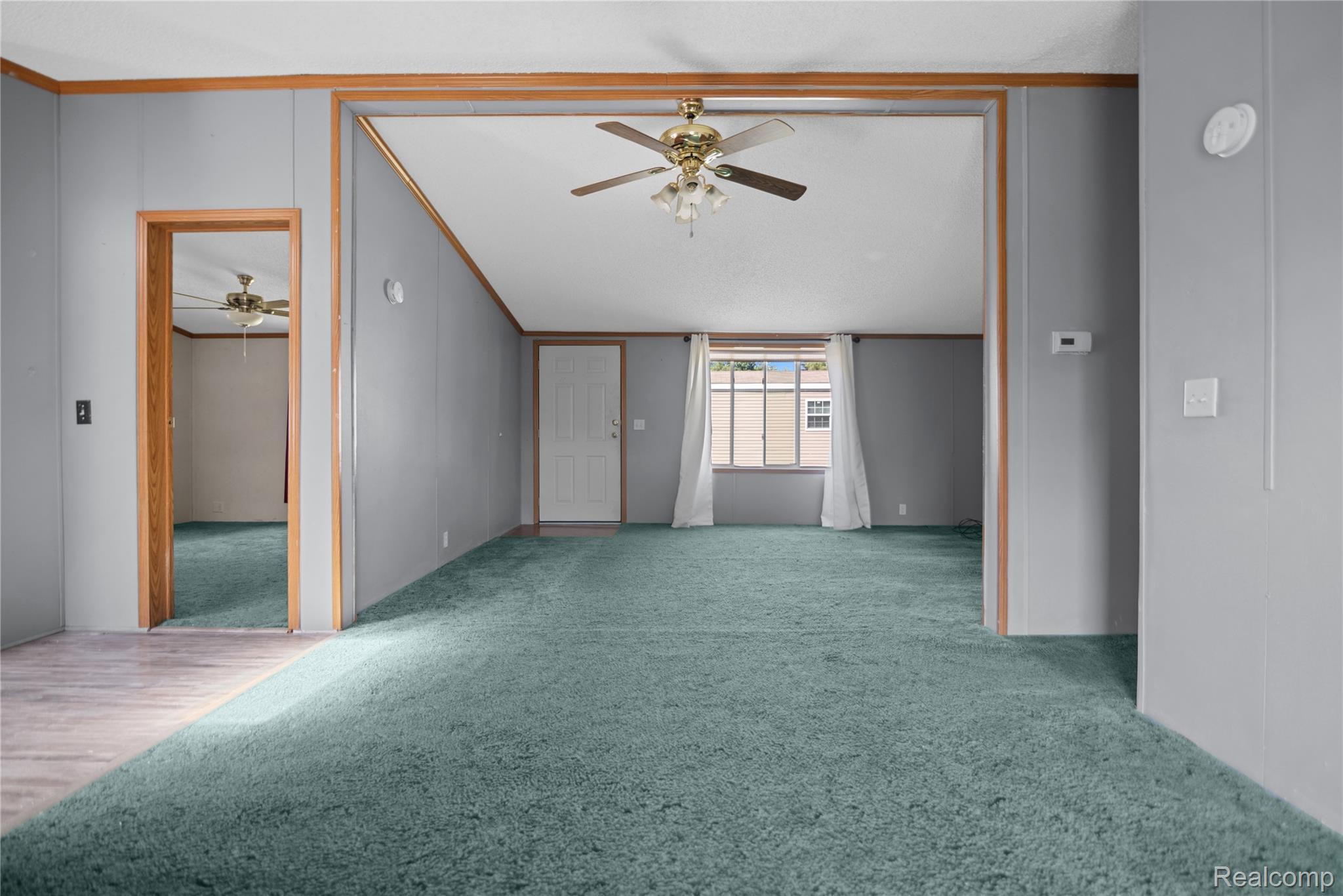 Oxford Charter Township, Michigan 48371, United States, 3 Bedrooms Bedrooms, ,2 BathroomsBathrooms,Residential,Active,204623