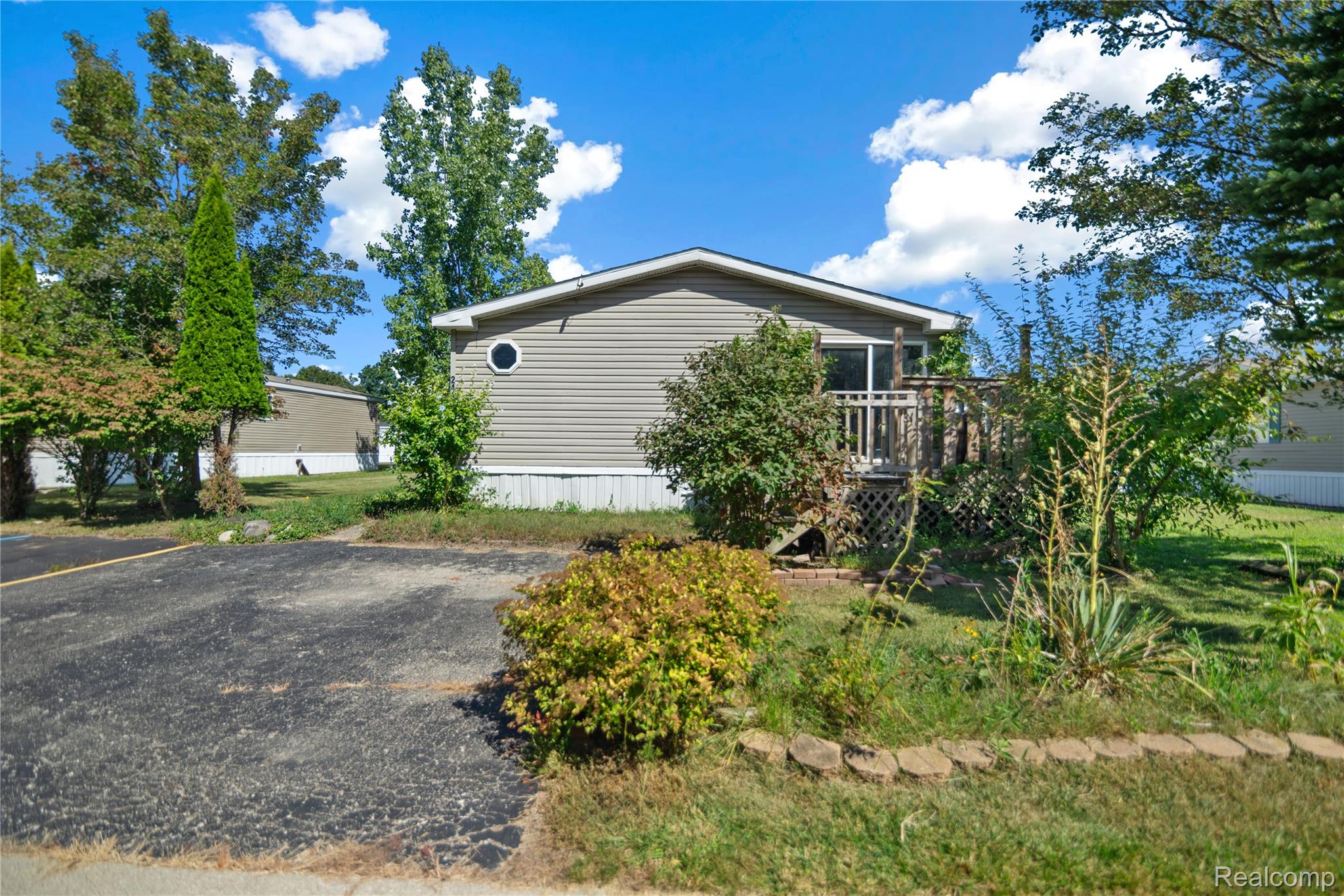 Oxford Charter Township, Michigan 48371, United States, 3 Bedrooms Bedrooms, ,2 BathroomsBathrooms,Residential,Active,204623