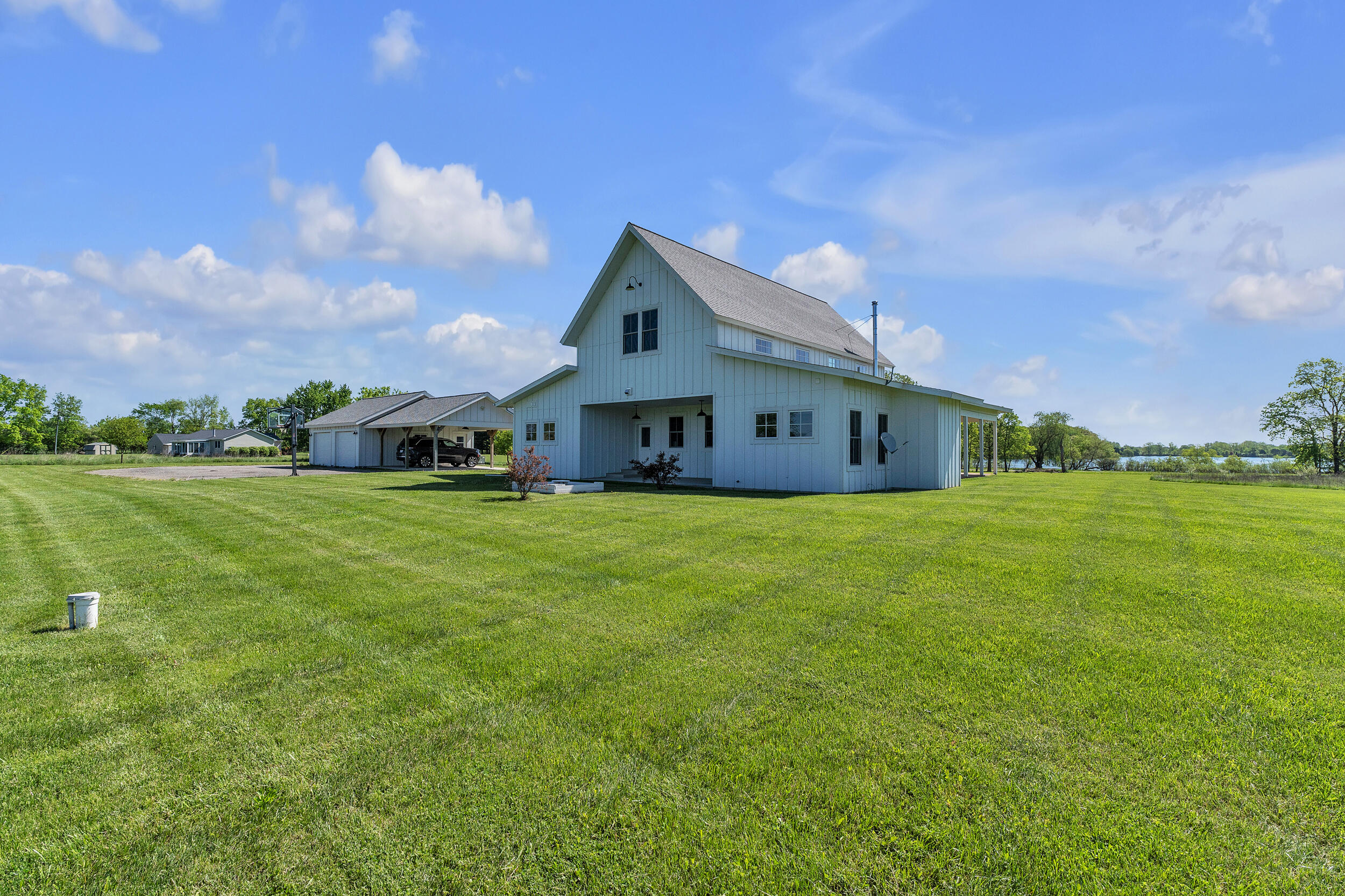 1812 Guenther Road