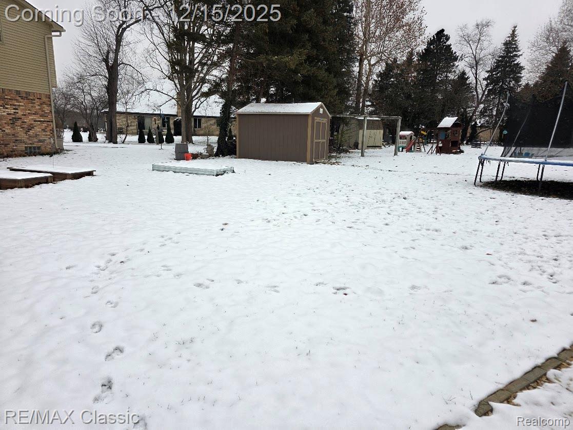 48765 Ben Franklin Drive