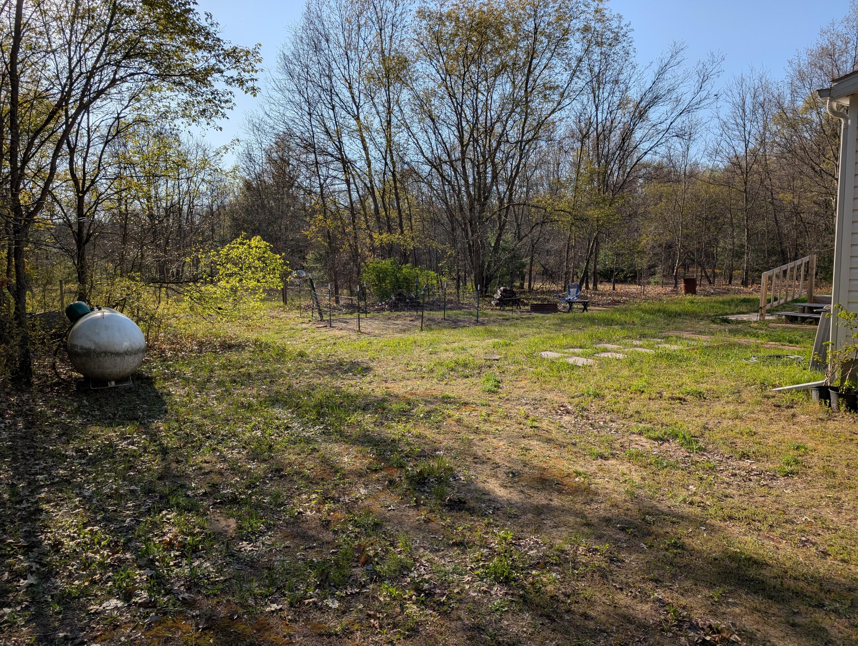 626 W River Road