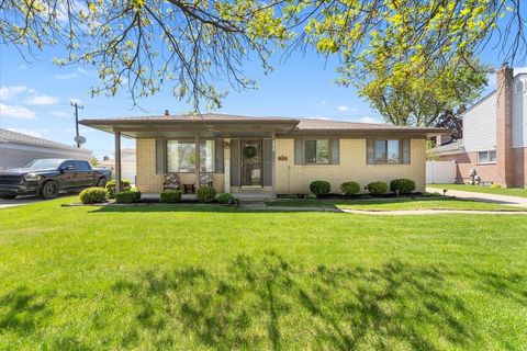 27274 OAKCREST Drive Brownstown Charter Township Wayne MI 48183