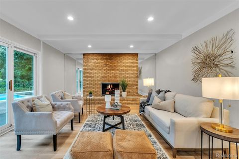 31037 N Park Drive Farmington City MI 48331