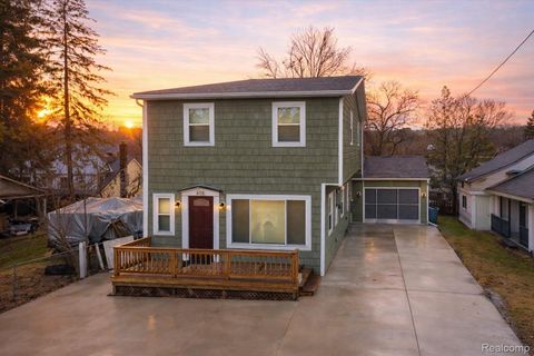 408 Conley Street Algonac City MI 48001