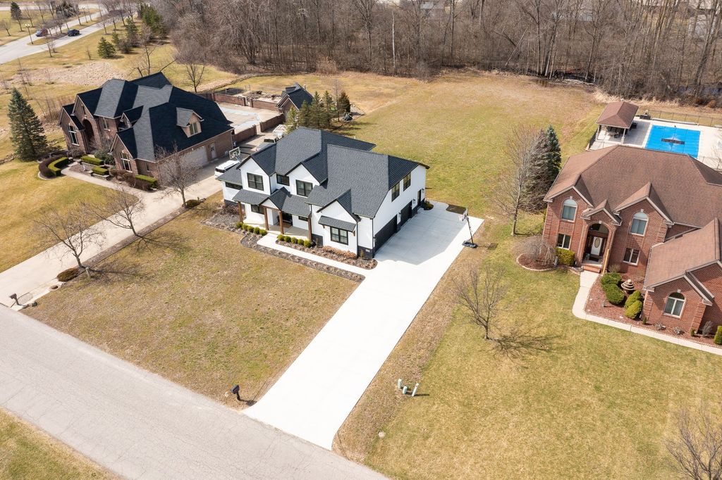 listing image 59