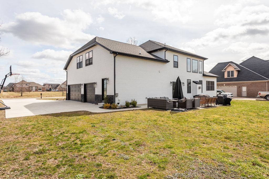 listing image 48