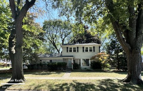 18538 Dogwood Lane Fraser City MI 48026