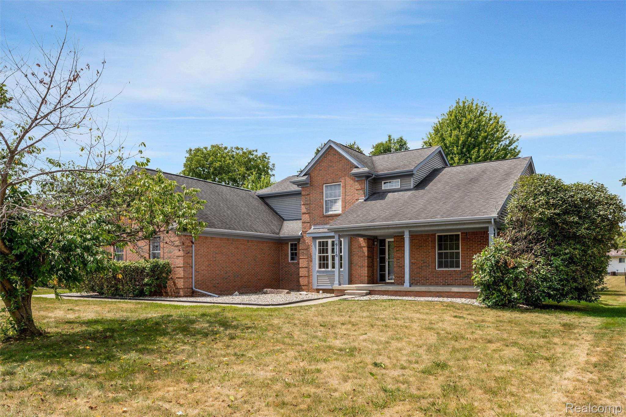 9110 Old Oak Drive